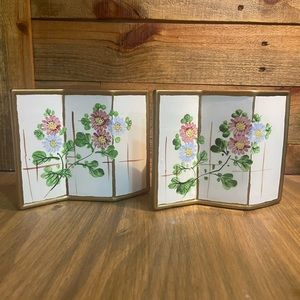 Vintage pair of floral wall pockets